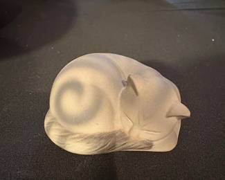 Avon Sleeping Cat Frosted Glass Figurine