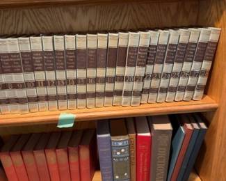 Funk  Wagnalls New Encyclopedia Set second image