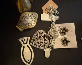 James Avery