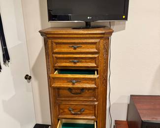Vintage Felt lined tall chest of drawers 