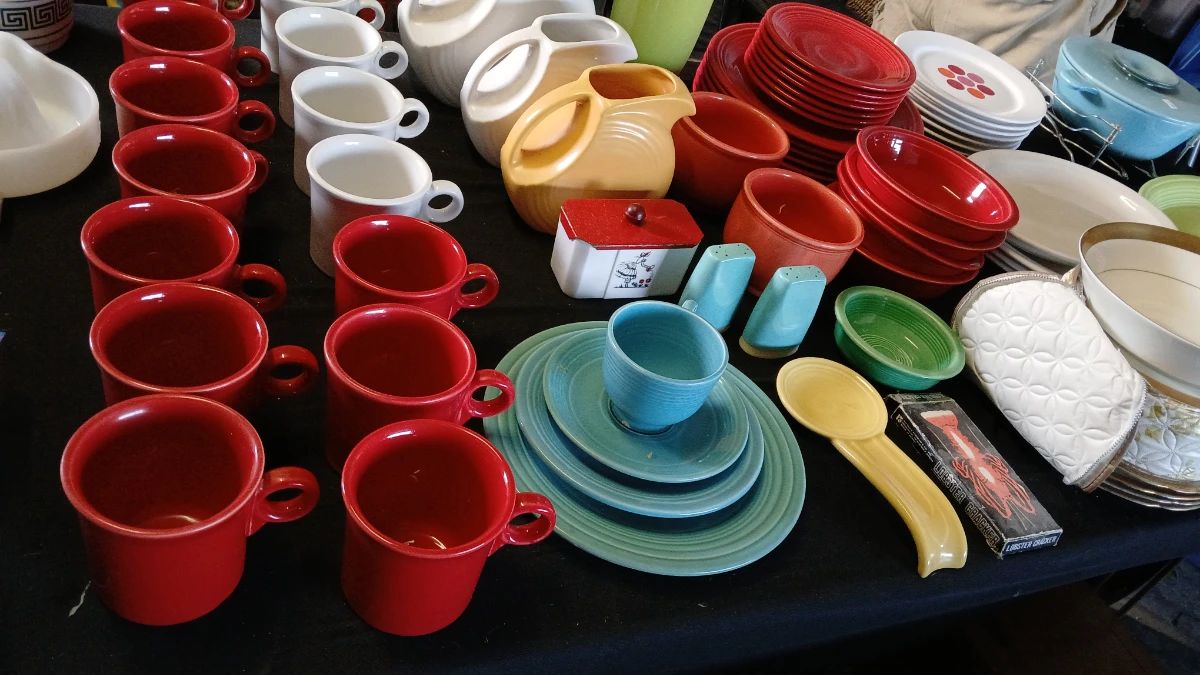 Vintage mid-century kitchenware and dinnerware Fiesta Ware, Homer Laughlin, and other atomic-era pottery styles.