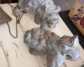 Pair of vintage foo dog guardian lion figurines