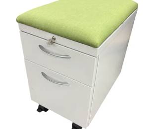 Rolling Stool With Lockable Storage Drawers