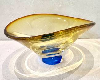 $150 - "Zoom" bowl Kosta Boda by Goran Warff - 9 1/2" x 5"