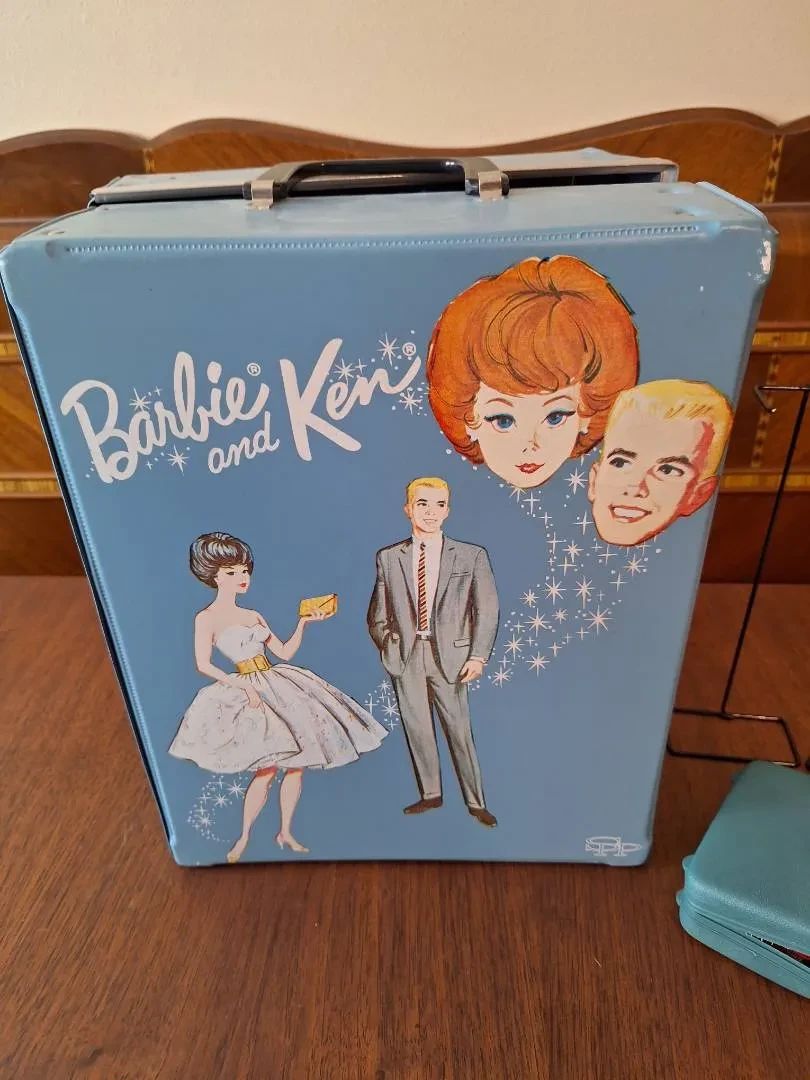 001 Barbie Ken Doll Wardrobe Case with Clothing Accessories
