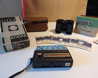 002 Vintage Kodak Jiffy Six20, Instamatic 608  ViewMaster Stereoscope Lot
