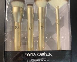 Sonia Kashuk Essential Collection Complete Face Makeup Brush Set