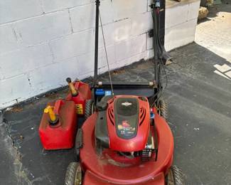 Toro Recycler 22 Electric Start Self Propelled Lawn Mower With 2 Gas Cans Empty