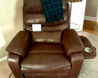 NEW! Auto Lift Chair Leather