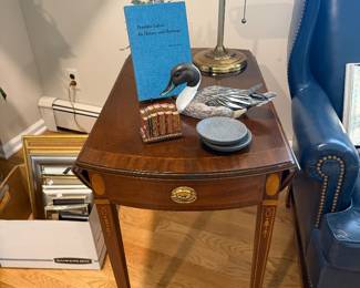 Council craftsman mahogany Pembroke drop leaf