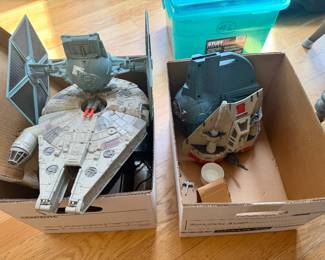 Star Wares Micro Galaxy Squadron Millennium Falcon