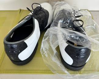 #026		FootJoy DryJoy Golf Shoes Aquaflex Leather System Crocodile Men’s 13 Blk & Wht	 $ 20.00 																						