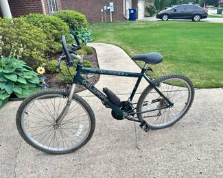 #043 Men's Huffy 18 Speed Bike $40