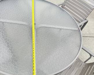 #007		Patio Set 48” Round Glass Top Table w 4 Vinyl Strap Pool chairs`	 $ 150.00 																						