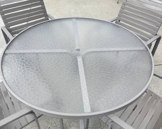 #007		Patio Set 48” Round Glass Top Table w 4 Vinyl Strap Pool chairs`	 $ 150.00 																						