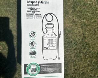 #001		Chapin Lawn & Garden Sprayer NIB	 $ 25.00 																						