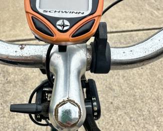#042 Vintage Women’s Free Spirit (Sears) Bike w Rear Rack $50