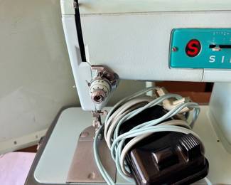#023		Iconic Seafoam Green Vintage Singer Sewing Machine Model 347 w Pedal, Case and Manual UNTESTED!	 $ 35.00 																						