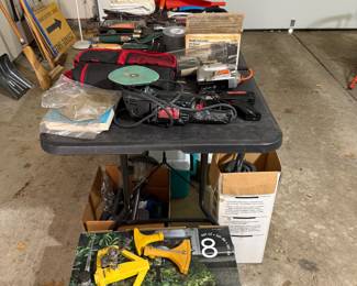 Miscellaneous garage stuff. Solar light set. New