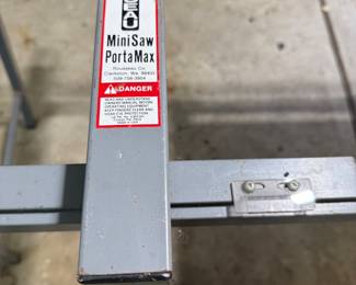 Saw table