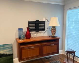 Vases, lamp