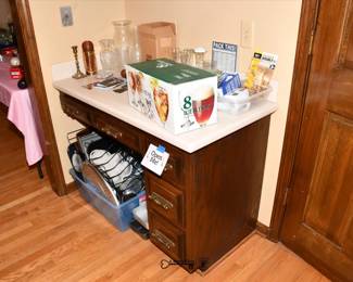 0448Kitchen