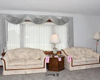 032Family Room