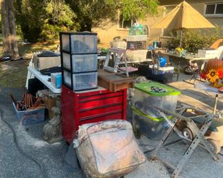 Tool box  patio table/ chairs/ umbrella 