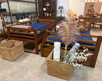 Baskets & Floral 