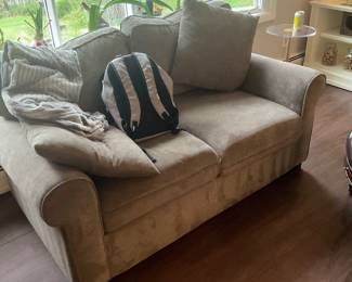 loveseat
