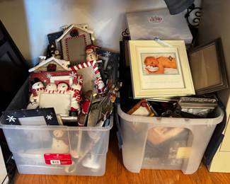 Assorted picture frames