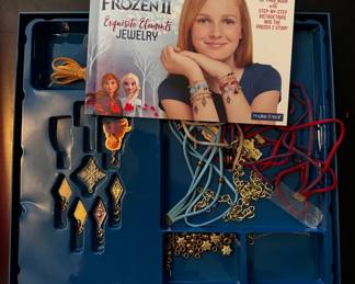 Frozen II jewelry kit