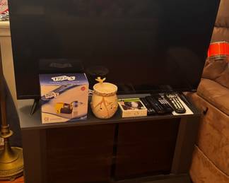 TV Stand/Television