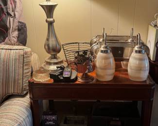 End Table/Lamps