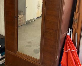 Vintage Wardrobe