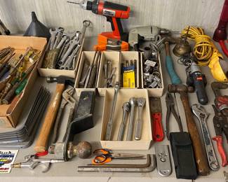 Ratchets/Wrenches/Hammers