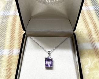 10K White gold necklace