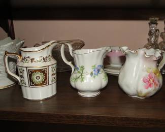 Pitcher/creamers