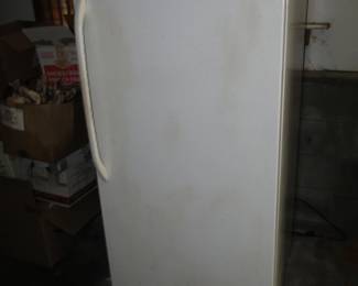 Freezer works not cosmetically perfect