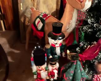 AnnaLee large reindeer