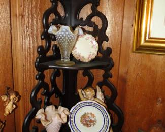 Shelf with hobnail and more