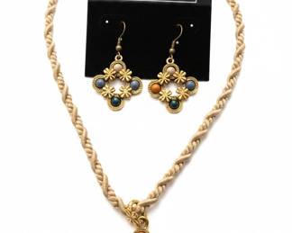 Paul Harris Necklace and Earring Set