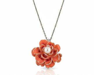 Enamel Flower Pendant Necklace with Pearl