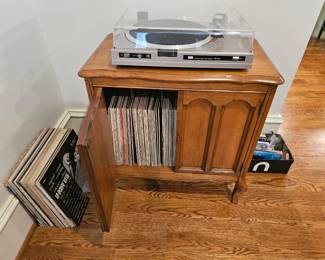 Sansui Direct Drive FR-D35 Turntable and Records