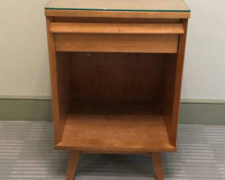 Lot 814: MCM Maple Nightstand
