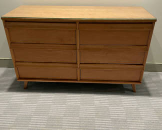 Lot 816: MCM Low Dresser