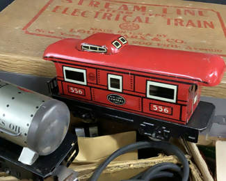 Lot 947: Louis Marx Train Set & More
