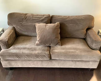 Lot 804: Henredon Normandie Love Seat