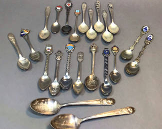 Lot 797: Sterling & Plate Souvenir Spoons (50+dwt)