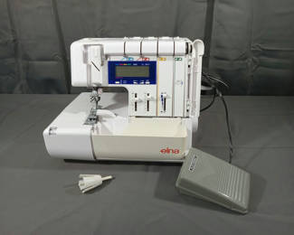 Lot 868: Elna 925 Serger Sewing Machine